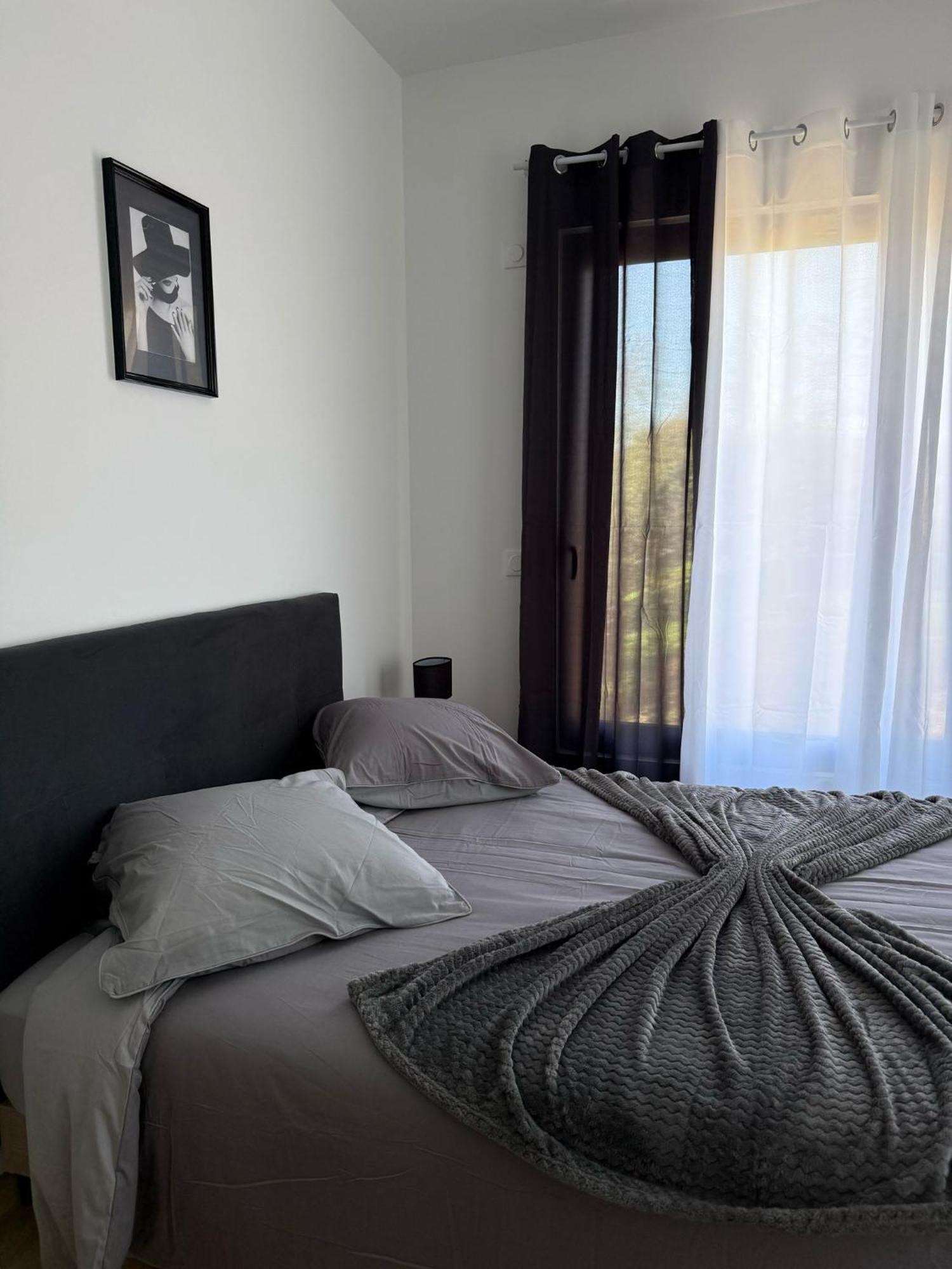 Exceptionnel Versailles Apartment *